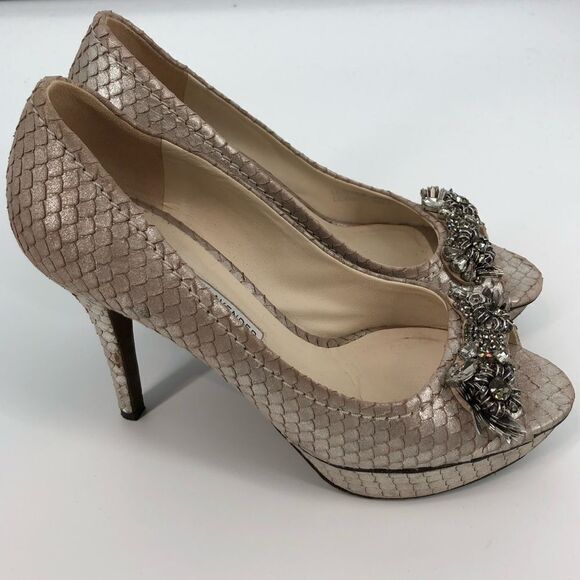 VERA WANG LAVENDER Leather Scale Pumps Jewel Embellished - Picture 2 of 8